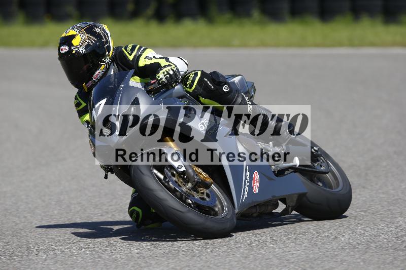 /Archiv-2024/29 12.06.2024 MOTO.CH Track Day ADR/Gruppe rot/17